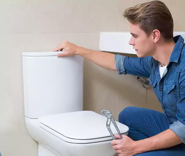 Expert Plumber for Toilet Replacement in Sterling Heights, MI: Schedule Affordable Toilet Replacement Services with Us