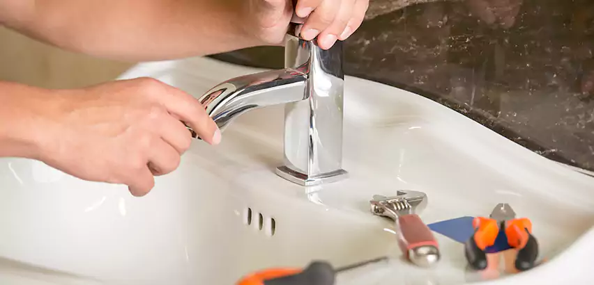 Bathtub Faucet Replacement in Sterling Heights